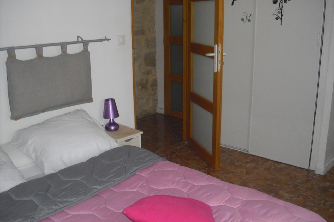 Lou Mas Li Pitchoun "Le Prunier " Apartment Gordes Exterior foto